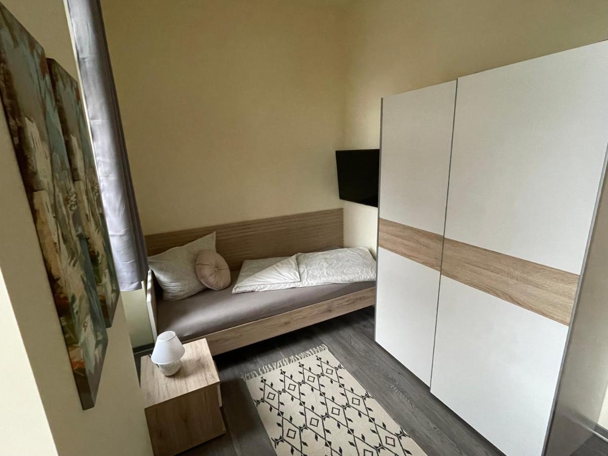 Elisabett Erfurt - Apartment Elisa - 4 Schlafzimmer Und 2 Baeder, Bis 6 Personen Екстер'єр фото