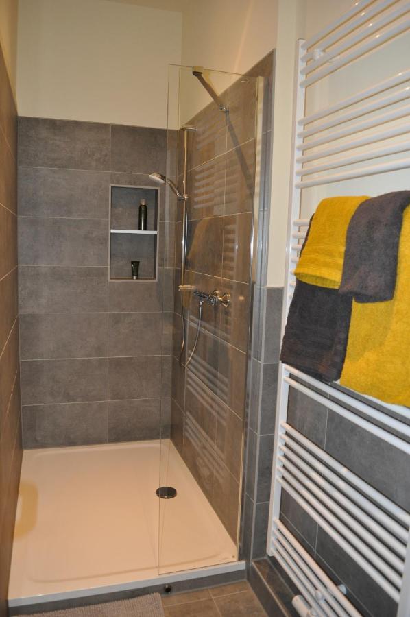 Elisabett Erfurt - Apartment Elisa - 4 Schlafzimmer Und 2 Baeder, Bis 6 Personen Екстер'єр фото